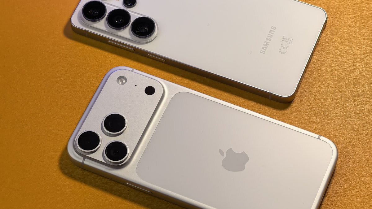 The Definitive Comparison: 8 Ways to Move Files Between Android and iPhone in 2026