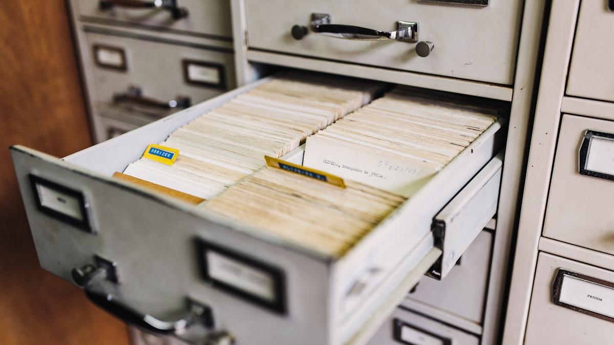 Business file organization — distinguishing between files that need cloud storage and files that just need to be delivered once